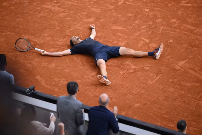aiWvlQeQX7-eW8iQ_AlexanderZverevFinalemessieursRoland-Garros2026AML_2031